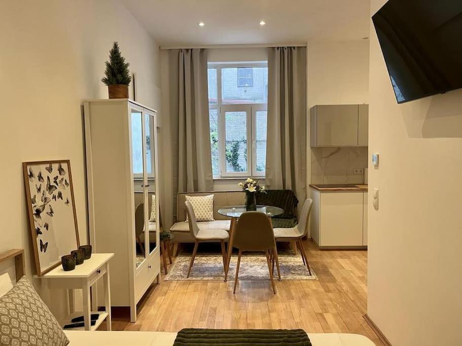 Gemuetliches Studio Apartment Vienna Exterior photo
